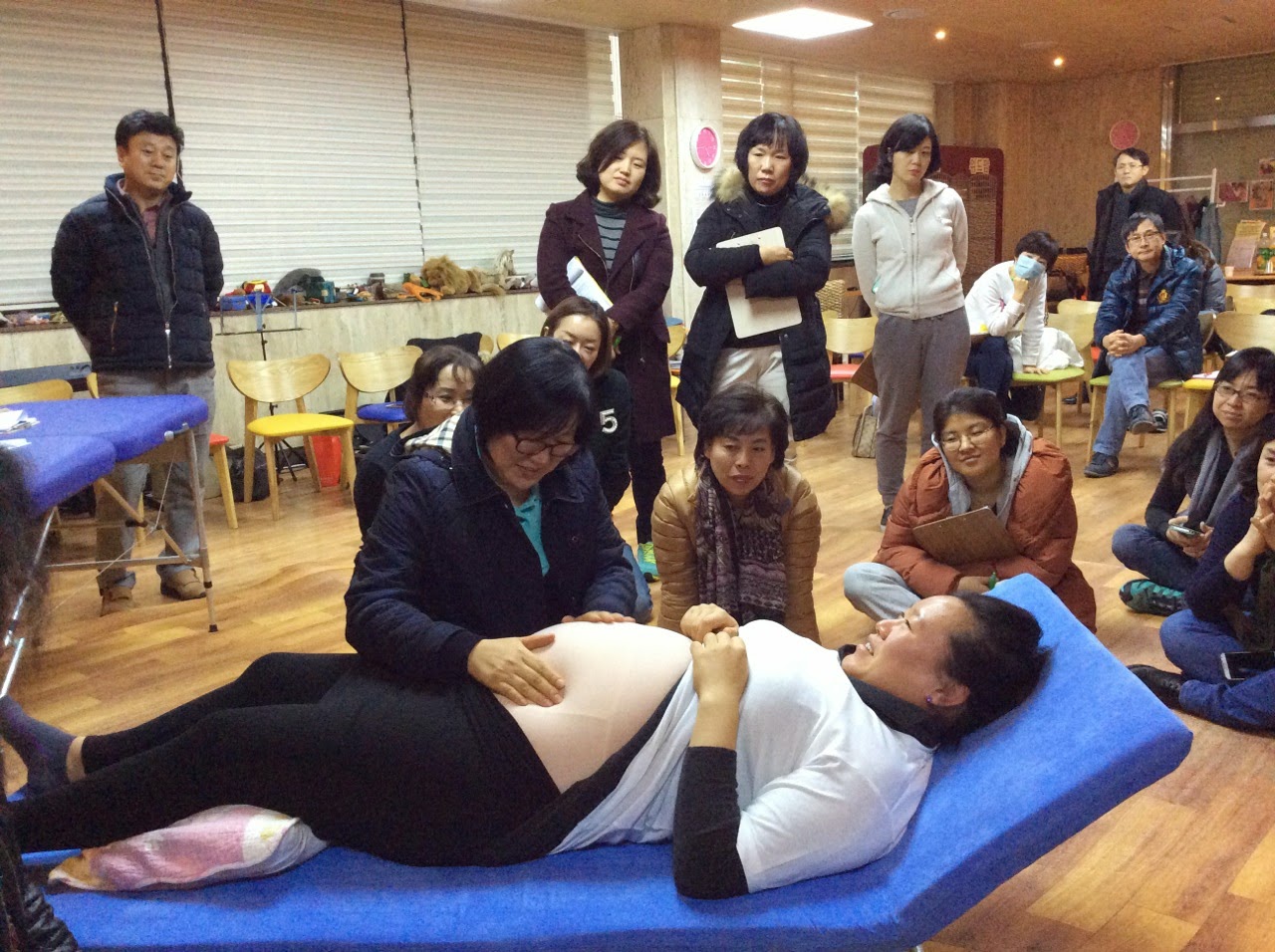 midwife finds baby's little hands