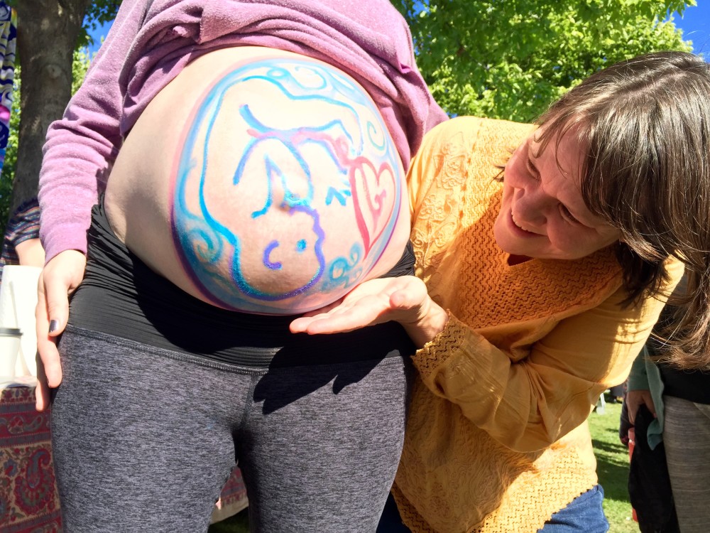 Belly Mapping Workshop in Seattle, WA Spinning Babies <p>Join Gail Tully, the Spinning Babies Lady, for a Belly Mapping Workshop in Seattle, Washington, on April 23, 2016!
Register here!
Belly Mapping offers a positive, self-directed process for parents to increase prenatal bonding with their babies. Couples learn and Spinning Babies participants meet and help women and couples through the 3 Sisters. A fun session!</p>