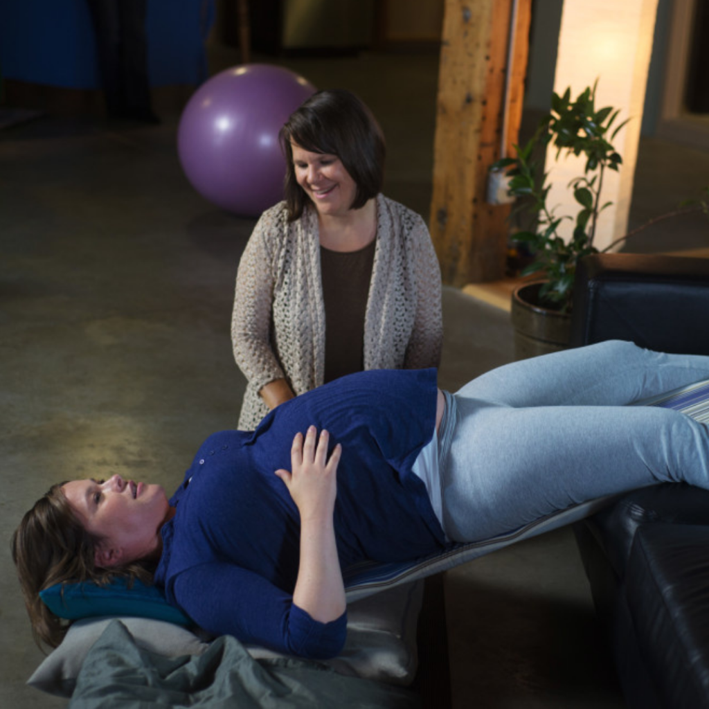 Spinning Babies Spinning Babies® website helps birthing parents and their providers have an easier birth with the baby in any position. Visit our Baby Positions for more in depth resources to activate your birth physiology.