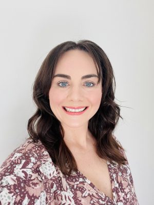 IMG 1503 scaled 2 300x400