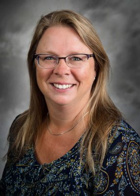 Kelly Amy 3 5x7 3 1 286x400