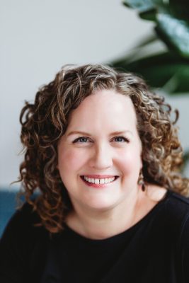 Leah Schilling Headshot scaled 1 267x400