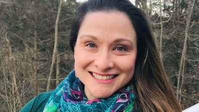 erinnheadshot 3 2 1 400x225