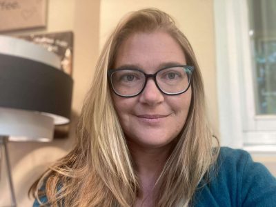 headshotfreischladshawna scaled 4 400x300