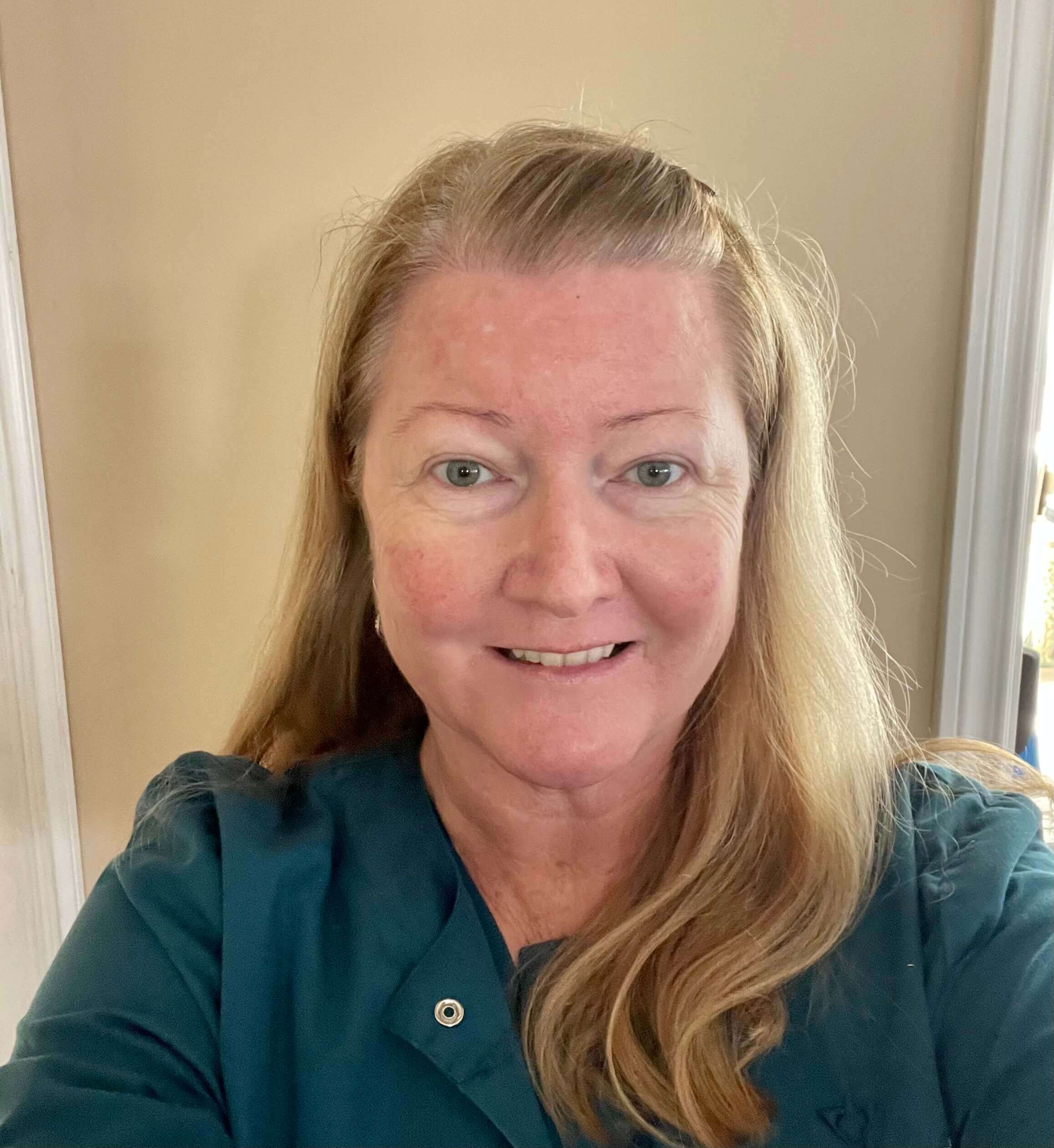 Elizabeth Russell image 50457601 3